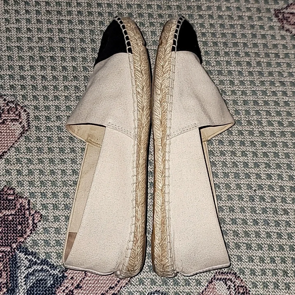 Tory Burch Espadrille flats black & beige logo slip on fabric